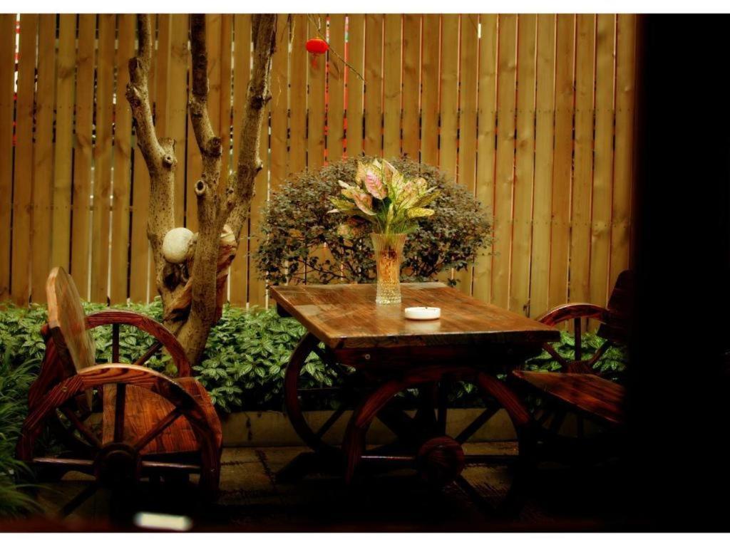 Parkside Hostel Guilin Esterno foto